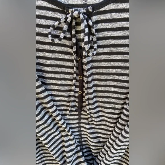 VGUC Umgee USA Sz-S Comfy Girl Style w/Long Sleeves-Warm/Soft Cotton/Poly Blend🎄 - Picture 4 of 17